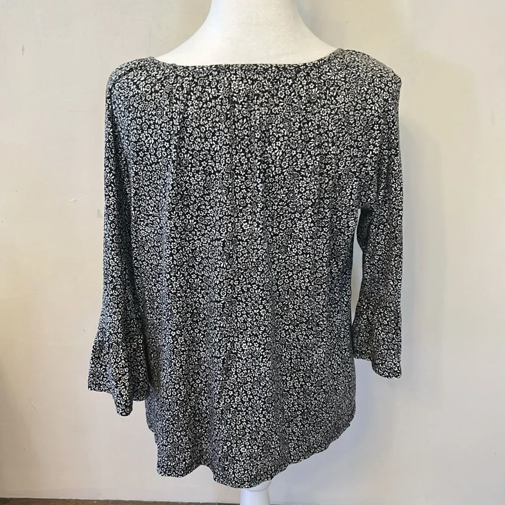 Michael Michael Kors  Black and White floral Women's Blouse Size L EUC